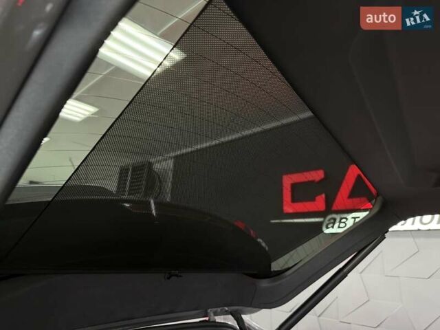 Сірий Ауді RS Q8, об'ємом двигуна 4 л та пробігом 1 тис. км за 139500 $, фото 74 на Automoto.ua