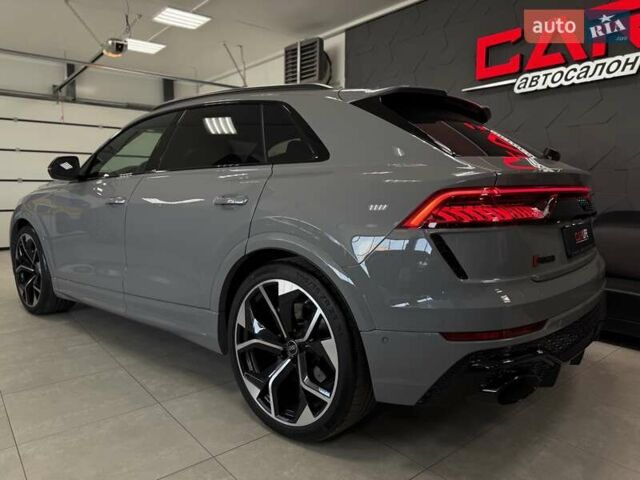 Сірий Ауді RS Q8, об'ємом двигуна 4 л та пробігом 1 тис. км за 139500 $, фото 29 на Automoto.ua