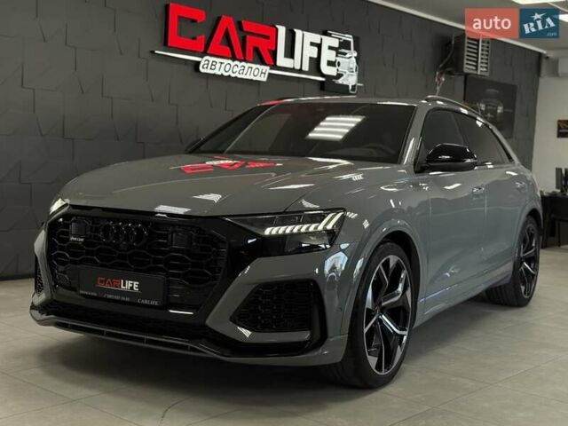 Сірий Ауді RS Q8, об'ємом двигуна 4 л та пробігом 1 тис. км за 139500 $, фото 11 на Automoto.ua