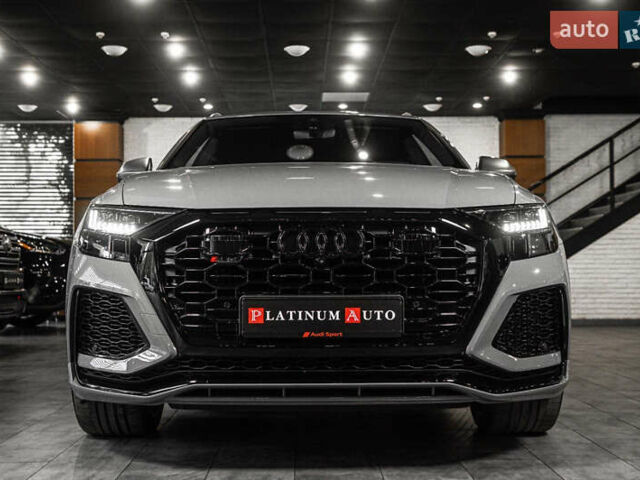 Ауді RS Q8 2023 у Одесі на Automoto.ua Сірий Ауді RS Q8, об'ємом двигуна 4 л та пробігом 15 тис. км за 118500 $, фото 37 на Automoto.ua