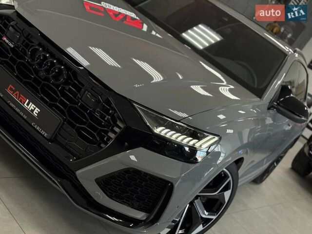 Сірий Ауді RS Q8, об'ємом двигуна 4 л та пробігом 1 тис. км за 139500 $, фото 7 на Automoto.ua