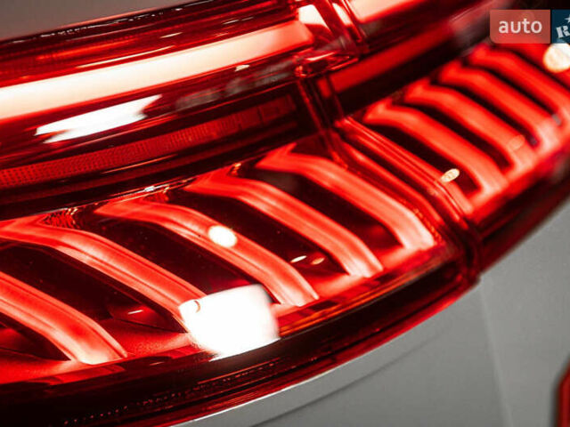 Ауді RS Q8 2023 у Одесі на Automoto.ua Сірий Ауді RS Q8, об'ємом двигуна 4 л та пробігом 15 тис. км за 118500 $, фото 17 на Automoto.ua