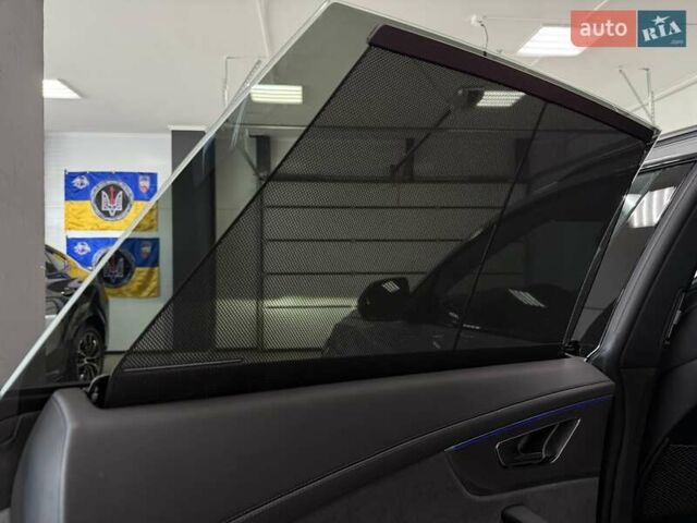Сірий Ауді RS Q8, об'ємом двигуна 4 л та пробігом 1 тис. км за 139500 $, фото 57 на Automoto.ua