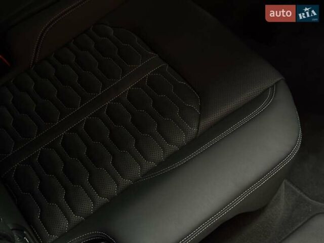 Серый Ауди RS Q8, объемом двигателя 4 л и пробегом 1 тыс. км за 139500 $, фото 65 на Automoto.ua