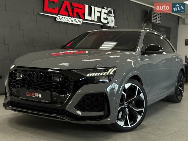 Сірий Ауді RS Q8, об'ємом двигуна 4 л та пробігом 1 тис. км за 139500 $, фото 3 на Automoto.ua