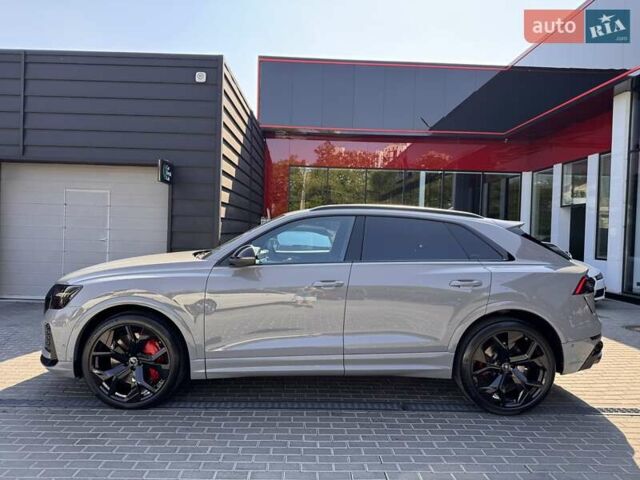 Сірий Ауді RS Q8, об'ємом двигуна 4 л та пробігом 27 тис. км за 126900 $, фото 3 на Automoto.ua