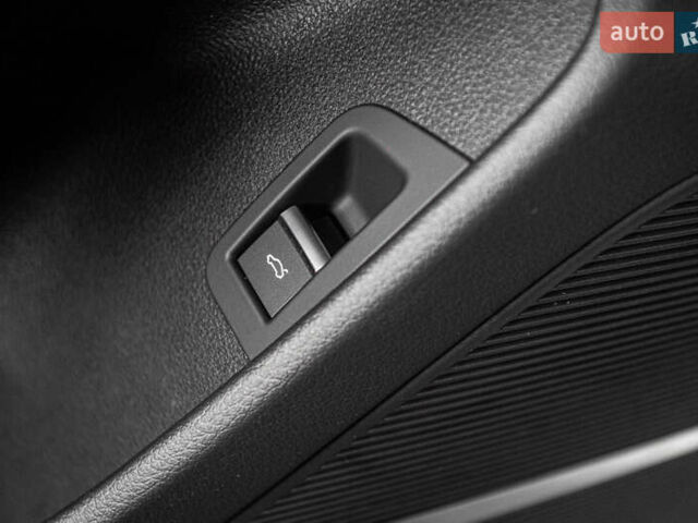 Ауді RS Q8 2023 у Одесі на Automoto.ua Сірий Ауді RS Q8, об'ємом двигуна 4 л та пробігом 15 тис. км за 118500 $, фото 72 на Automoto.ua