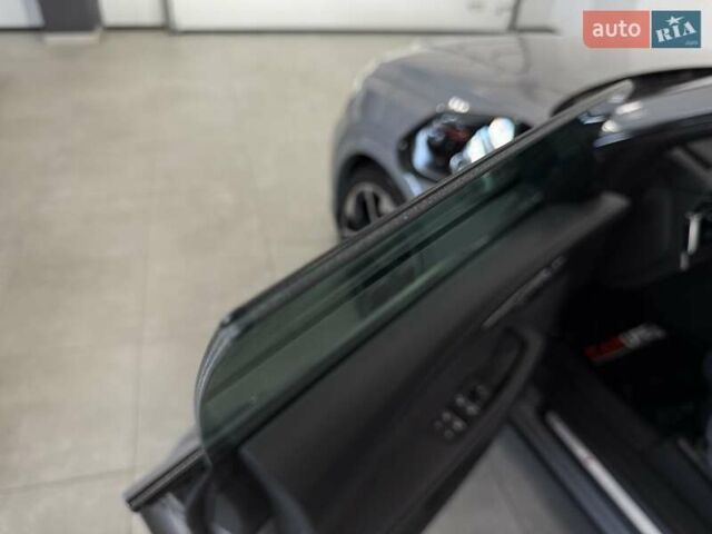 Сірий Ауді RS Q8, об'ємом двигуна 4 л та пробігом 1 тис. км за 139500 $, фото 54 на Automoto.ua