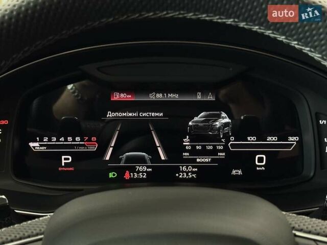 Сірий Ауді RS Q8, об'ємом двигуна 4 л та пробігом 1 тис. км за 139500 $, фото 45 на Automoto.ua