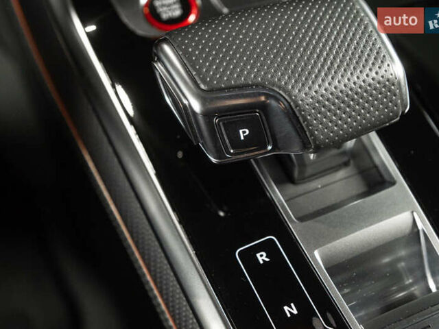 Ауді RS Q8 2023 у Одесі на Automoto.ua Сірий Ауді RS Q8, об'ємом двигуна 4 л та пробігом 15 тис. км за 118500 $, фото 52 на Automoto.ua