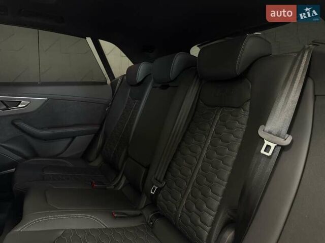 Сірий Ауді RS Q8, об'ємом двигуна 4 л та пробігом 1 тис. км за 139500 $, фото 61 на Automoto.ua