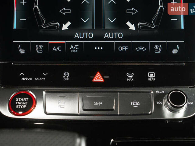 Ауді RS Q8 2023 у Одесі на Automoto.ua Сірий Ауді RS Q8, об'ємом двигуна 4 л та пробігом 15 тис. км за 118500 $, фото 55 на Automoto.ua