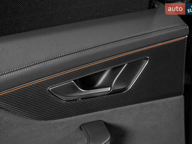 Ауді RS Q8 2023 у Одесі на Automoto.ua Сірий Ауді RS Q8, об'ємом двигуна 4 л та пробігом 15 тис. км за 118500 $, фото 94 на Automoto.ua