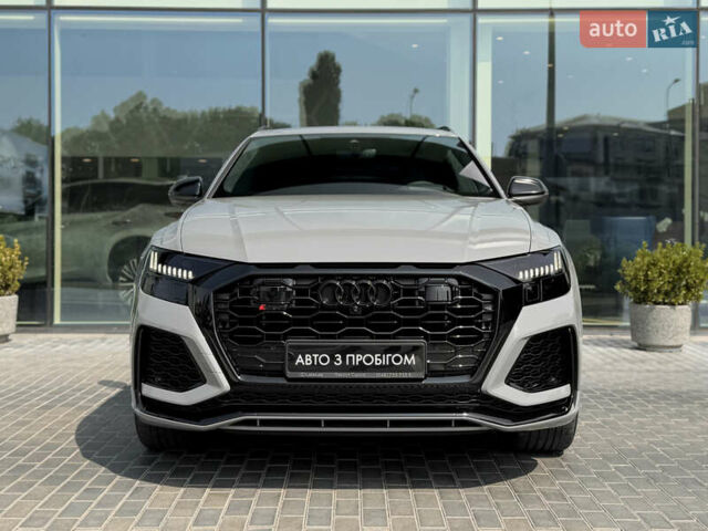 Серый Ауди RS Q8, объемом двигателя 4 л и пробегом 26 тыс. км за 125000 $, фото 7 на Automoto.ua
