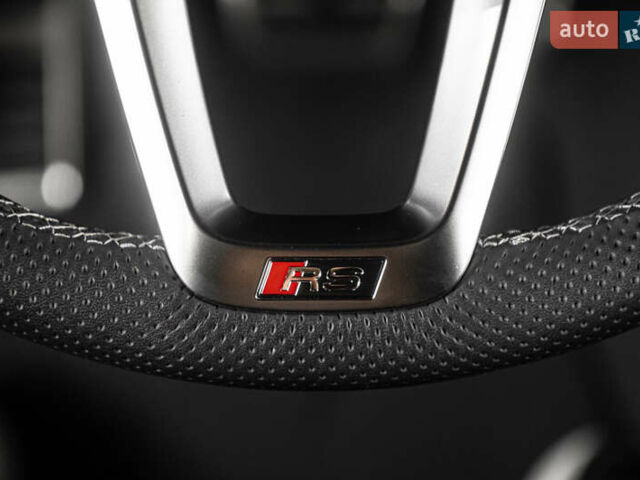 Ауді RS Q8 2023 у Одесі на Automoto.ua Сірий Ауді RS Q8, об'ємом двигуна 4 л та пробігом 15 тис. км за 118500 $, фото 59 на Automoto.ua