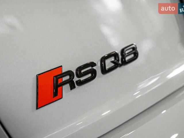 Сірий Ауді RS Q8, об'ємом двигуна 4 л та пробігом 15 тис. км за 122000 $, фото 19 на Automoto.ua