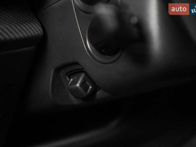 Сірий Ауді RS Q8, об'ємом двигуна 4 л та пробігом 15 тис. км за 122000 $, фото 71 на Automoto.ua