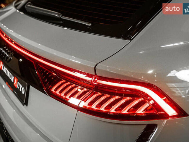 Ауді RS Q8 2023 у Одесі на Automoto.ua Сірий Ауді RS Q8, об'ємом двигуна 4 л та пробігом 15 тис. км за 118500 $, фото 26 на Automoto.ua