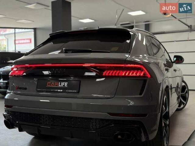 Сірий Ауді RS Q8, об'ємом двигуна 4 л та пробігом 1 тис. км за 139500 $, фото 18 на Automoto.ua