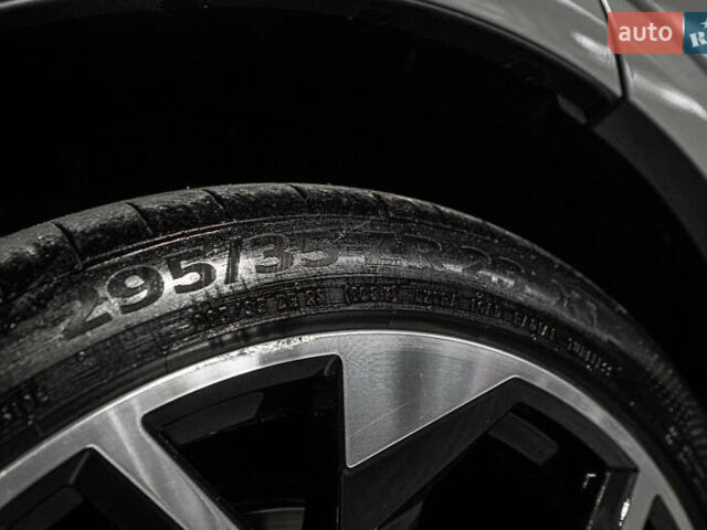 Ауді RS Q8 2023 у Одесі на Automoto.ua Сірий Ауді RS Q8, об'ємом двигуна 4 л та пробігом 15 тис. км за 118500 $, фото 24 на Automoto.ua