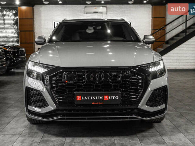 Ауді RS Q8 2023 у Одесі на Automoto.ua Сірий Ауді RS Q8, об'ємом двигуна 4 л та пробігом 15 тис. км за 118500 $, фото 39 на Automoto.ua