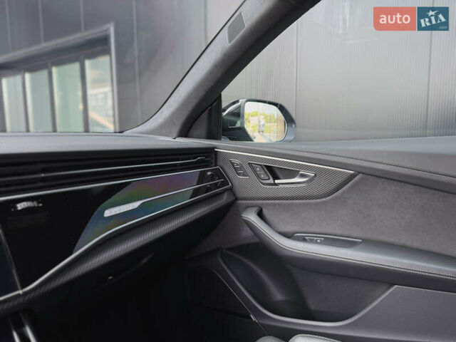 Серый Ауди RS Q8, объемом двигателя 4 л и пробегом 26 тыс. км за 125000 $, фото 12 на Automoto.ua