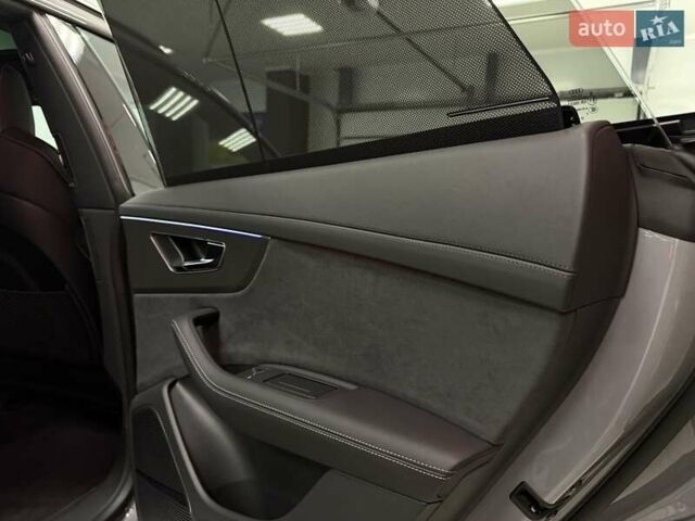 Сірий Ауді RS Q8, об'ємом двигуна 4 л та пробігом 1 тис. км за 139500 $, фото 64 на Automoto.ua