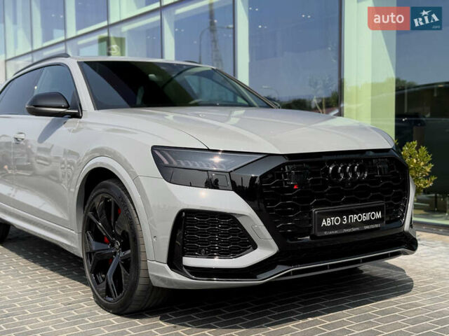 Серый Ауди RS Q8, объемом двигателя 4 л и пробегом 26 тыс. км за 125000 $, фото 28 на Automoto.ua