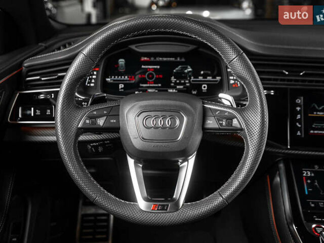Ауді RS Q8 2023 у Одесі на Automoto.ua Сірий Ауді RS Q8, об'ємом двигуна 4 л та пробігом 15 тис. км за 118500 $, фото 45 на Automoto.ua
