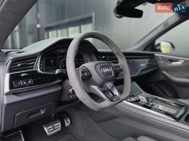 Серый Ауди RS Q8, объемом двигателя 4 л и пробегом 26 тыс. км за 125000 $, фото 9 на Automoto.ua