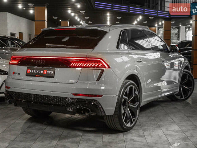 Ауді RS Q8 2023 у Одесі на Automoto.ua Сірий Ауді RS Q8, об'ємом двигуна 4 л та пробігом 15 тис. км за 118500 $, фото 6 на Automoto.ua