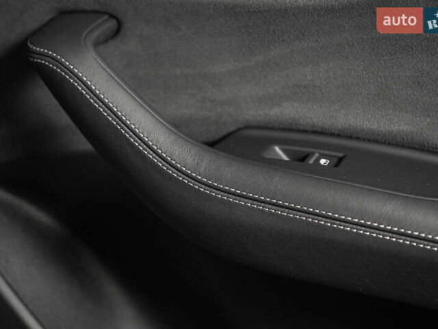 Ауді RS Q8 2023 у Одесі на Automoto.ua Сірий Ауді RS Q8, об'ємом двигуна 4 л та пробігом 15 тис. км за 118500 $, фото 83 на Automoto.ua