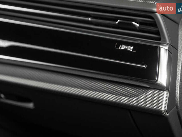 Сірий Ауді RS Q8, об'ємом двигуна 4 л та пробігом 15 тис. км за 122000 $, фото 78 на Automoto.ua