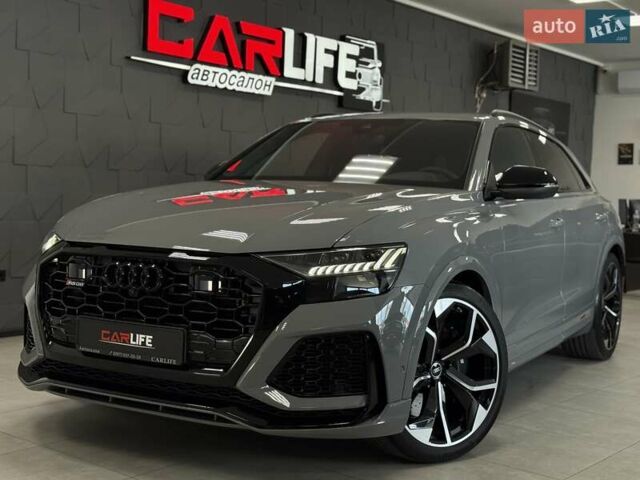 Серый Ауди RS Q8, объемом двигателя 4 л и пробегом 1 тыс. км за 139500 $, фото 1 на Automoto.ua