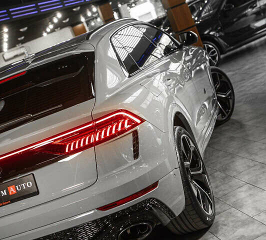 Ауді RS Q8 2023 у Одесі на Automoto.ua Сірий Ауді RS Q8, об'ємом двигуна 4 л та пробігом 15 тис. км за 118500 $, фото 1 на Automoto.ua