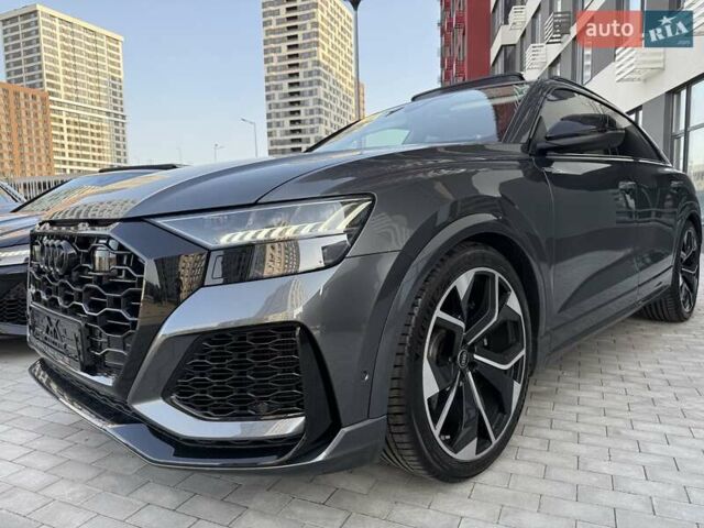 Серый Ауди RS Q8, объемом двигателя 4 л и пробегом 6 тыс. км за 139999 $, фото 29 на Automoto.ua