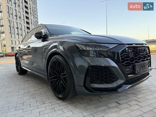 Серый Ауди RS Q8, объемом двигателя 4 л и пробегом 6 тыс. км за 139333 $, фото 45 на Automoto.ua
