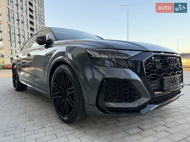 Серый Ауди RS Q8, объемом двигателя 4 л и пробегом 6 тыс. км за 139333 $, фото 44 на Automoto.ua