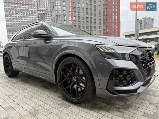 Серый Ауди RS Q8, объемом двигателя 4 л и пробегом 6 тыс. км за 139933 $, фото 17 на Automoto.ua