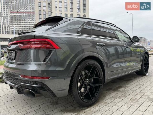 Серый Ауди RS Q8, объемом двигателя 4 л и пробегом 6 тыс. км за 139933 $, фото 19 на Automoto.ua