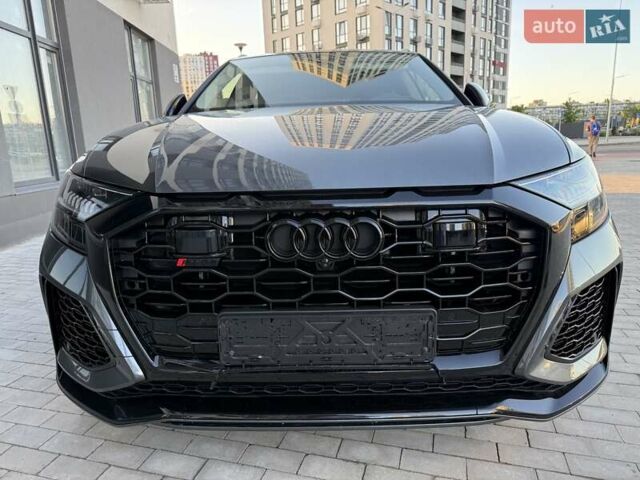 Серый Ауди RS Q8, объемом двигателя 4 л и пробегом 6 тыс. км за 139333 $, фото 42 на Automoto.ua