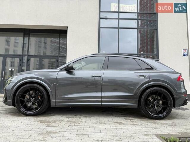 Серый Ауди RS Q8, объемом двигателя 4 л и пробегом 6 тыс. км за 139933 $, фото 26 на Automoto.ua