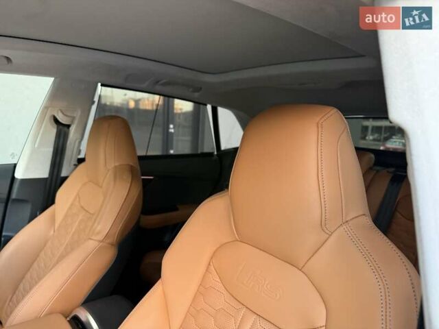 Серый Ауди RS Q8, объемом двигателя 4 л и пробегом 6 тыс. км за 139333 $, фото 29 на Automoto.ua