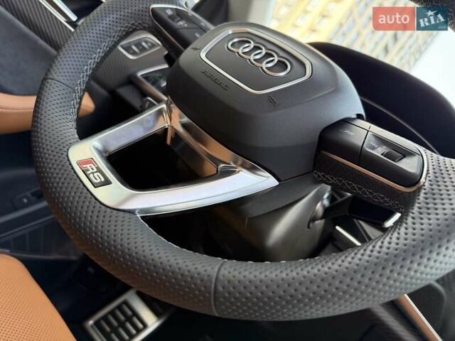 Серый Ауди RS Q8, объемом двигателя 4 л и пробегом 6 тыс. км за 139999 $, фото 8 на Automoto.ua