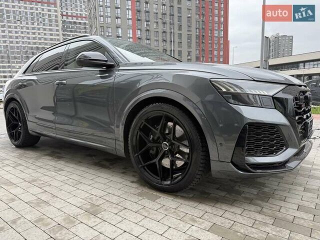 Серый Ауди RS Q8, объемом двигателя 4 л и пробегом 6 тыс. км за 139933 $, фото 30 на Automoto.ua