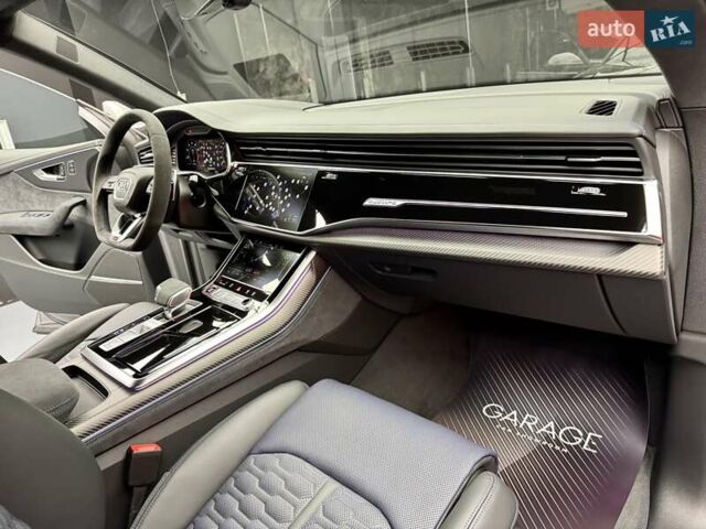 Серый Ауди RS Q8, объемом двигателя 4 л и пробегом 1 тыс. км за 185900 $, фото 59 на Automoto.ua