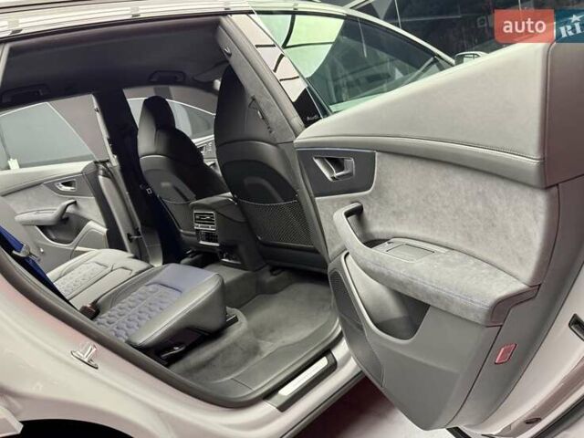 Сірий Ауді RS Q8, об'ємом двигуна 4 л та пробігом 1 тис. км за 179900 $, фото 54 на Automoto.ua