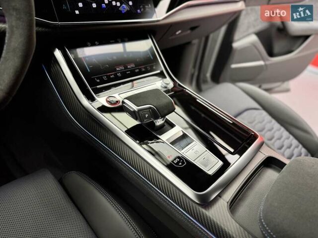 Серый Ауди RS Q8, объемом двигателя 4 л и пробегом 1 тыс. км за 185900 $, фото 39 на Automoto.ua