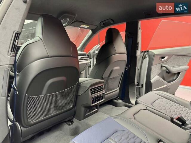 Сірий Ауді RS Q8, об'ємом двигуна 4 л та пробігом 1 тис. км за 179900 $, фото 52 на Automoto.ua