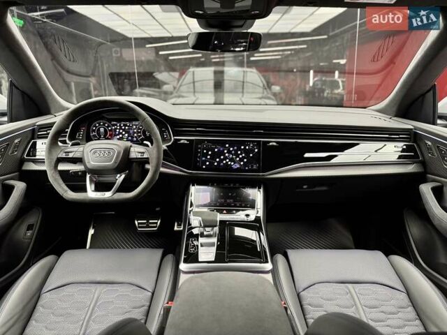 Серый Ауди RS Q8, объемом двигателя 4 л и пробегом 1 тыс. км за 185900 $, фото 62 на Automoto.ua